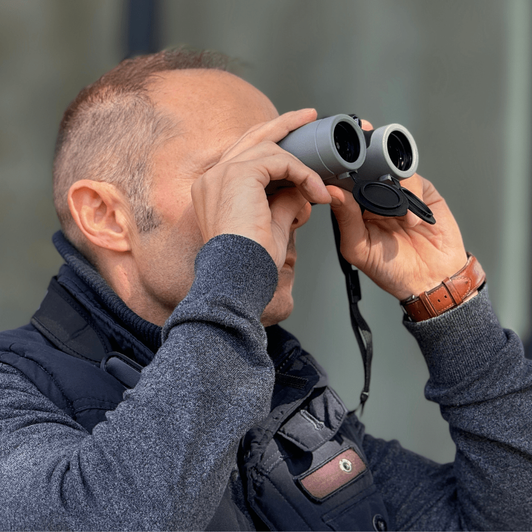 PROTOBIRD 8x32 HD Binoculars in Urban Grey - Pursual